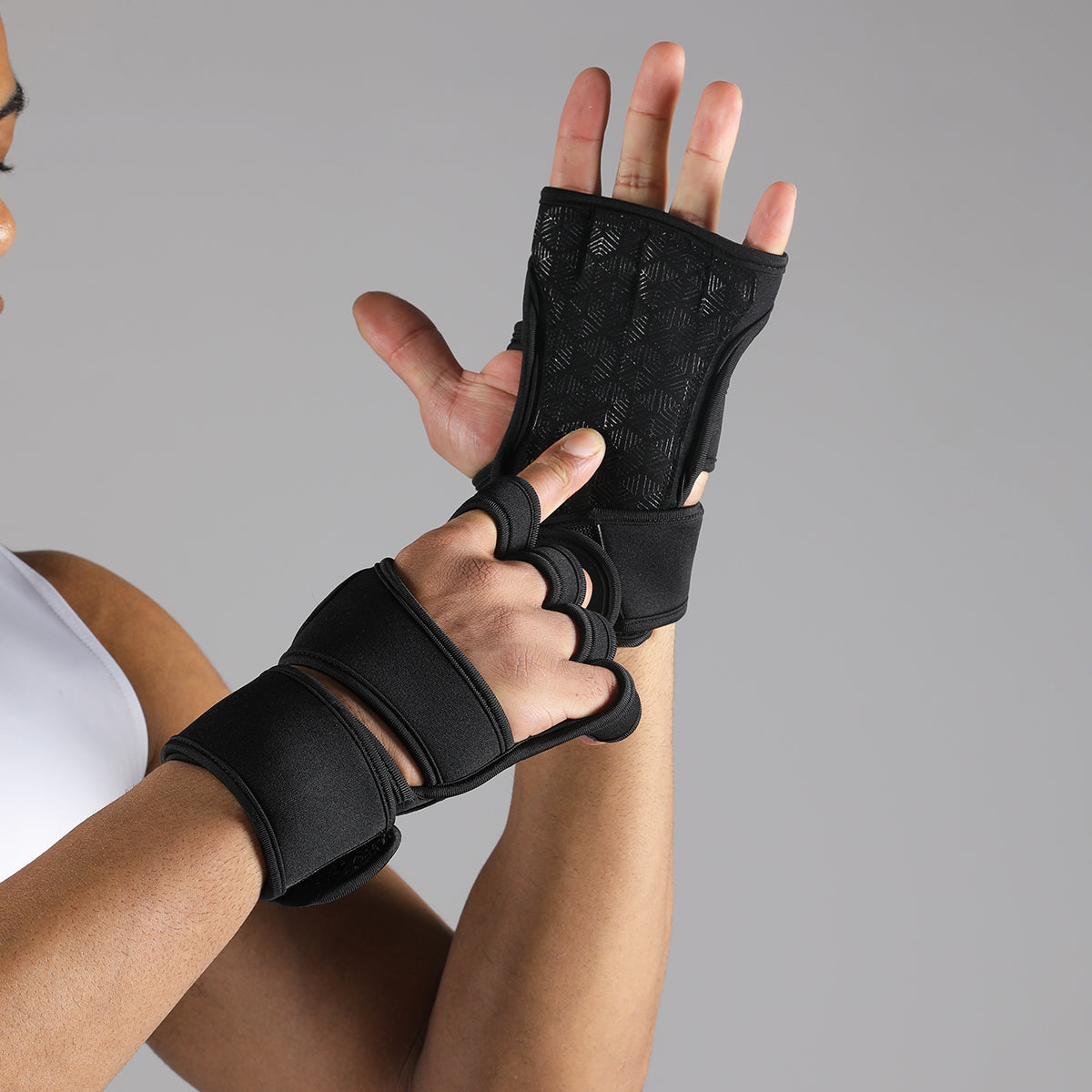 VBOSi Non-Slip Full Palm Protection Workout Gloves